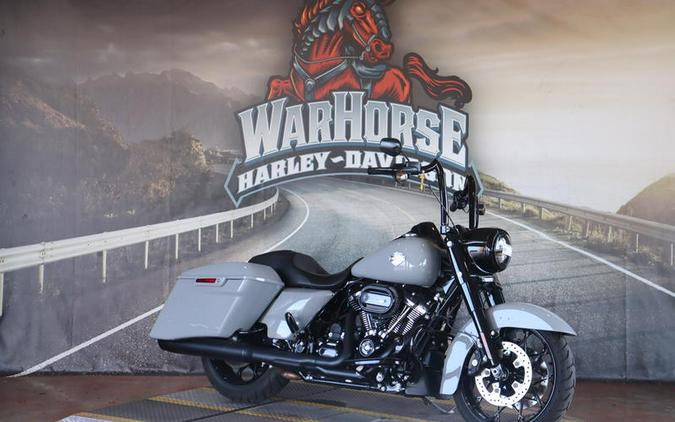 2025 Harley-Davidson® FLHRXS - Road King® Special