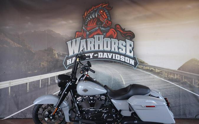 2025 Harley-Davidson® FLHRXS - Road King® Special