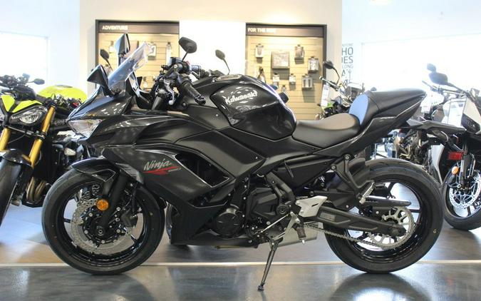 2026 Kawasaki Ninja® 650 Base