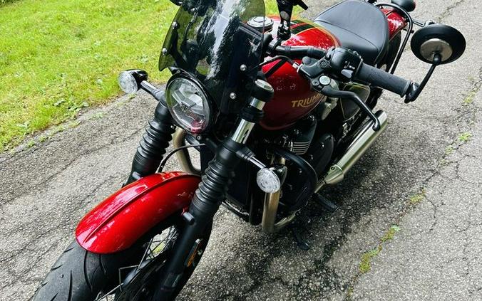 2022 Triumph Bonneville Bobber Gold Line Carnival Red/Sapphire Black