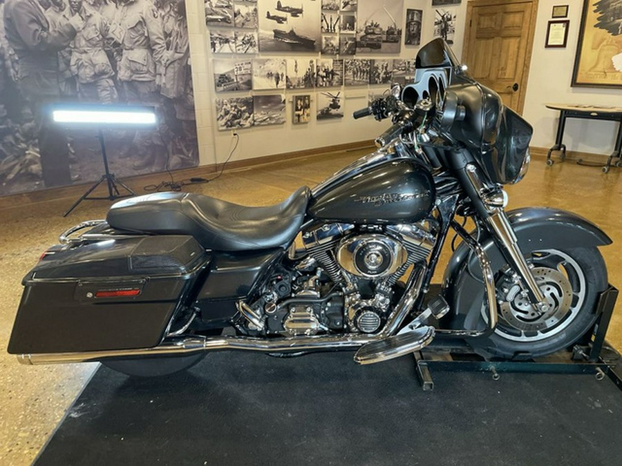 2006 Harley-Davidson Touring FLHX - Street Glide