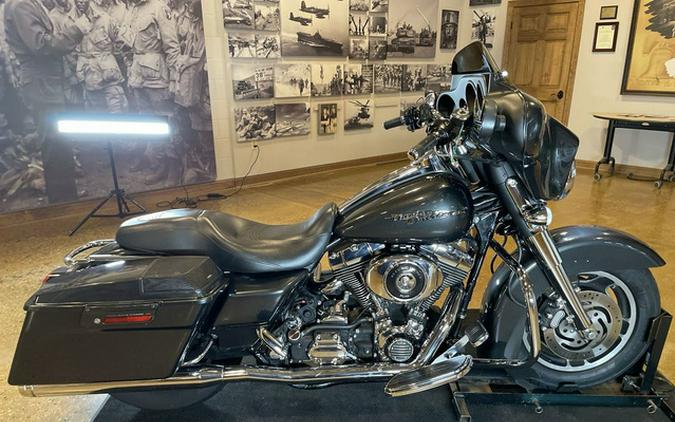 2006 Harley-Davidson Touring FLHX - Street Glide