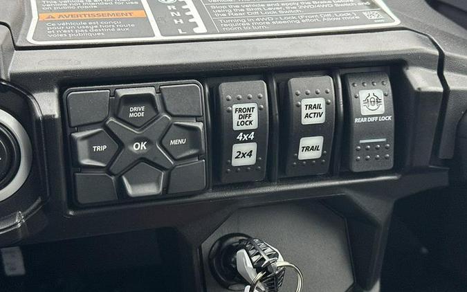 2026 Can-Am® SSV COM MAX XTP 64 1000R GY 26 XT-P 1000R