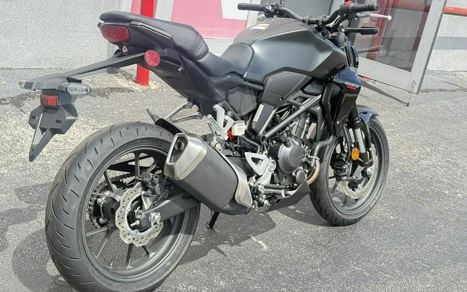 2025 Honda CB300R Matte Black Metallic - 500895