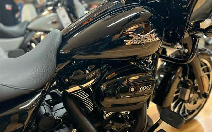 2024 Harley-Davidson Road Glide® 3