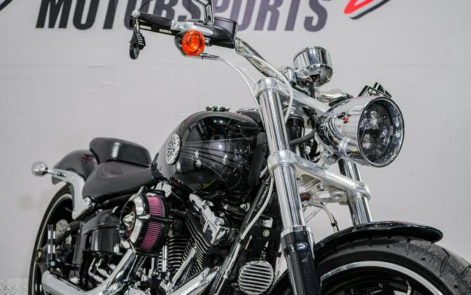 2015 Harley-Davidson Breakout®