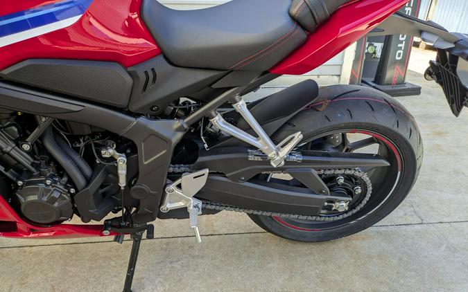 2026 Honda CBR650R E-Clutch