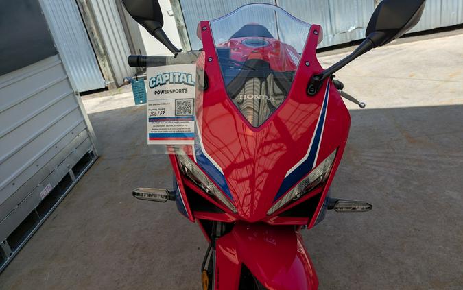 2026 Honda CBR650R E-Clutch