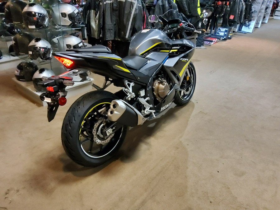 2023 Honda CBR500R ABS