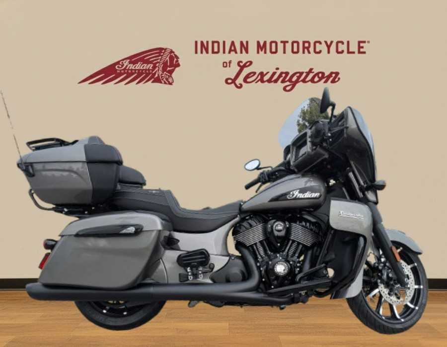 2025 Indian Motorcycle Roadmaster® Dark Horse® with PowerBand Audio Package