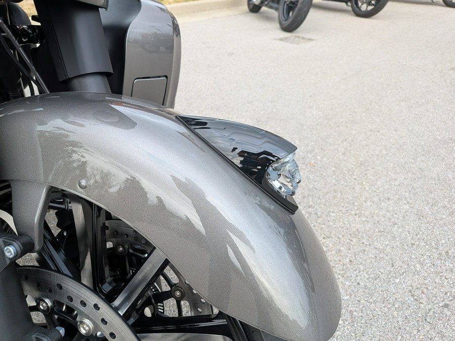 2025 Indian Motorcycle Roadmaster® Dark Horse® with PowerBand Audio Package