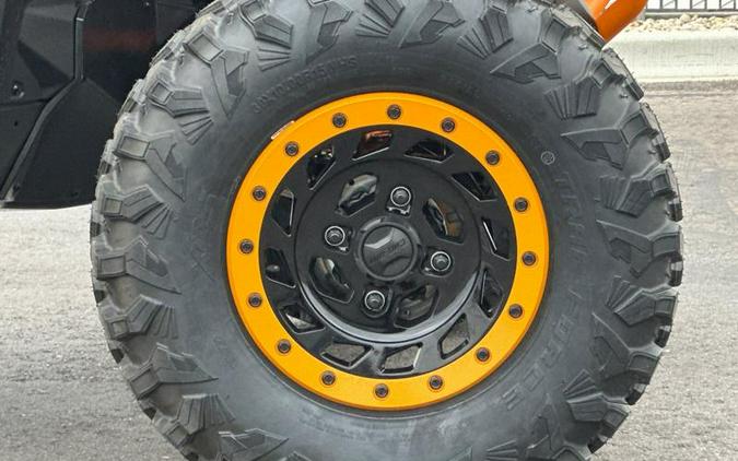 2026 Can-Am® SSV COM MAX XTP 64 1000R GY 26 XT-P 1000R