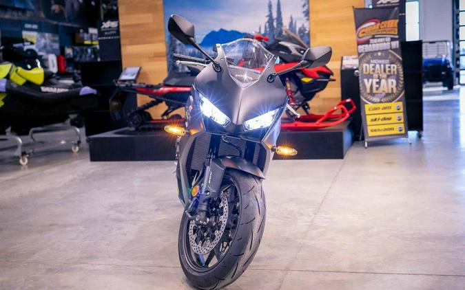 2026 Honda® CBR650R E-Clutch