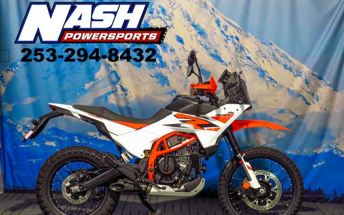 2026 KTM Adventure 390 R