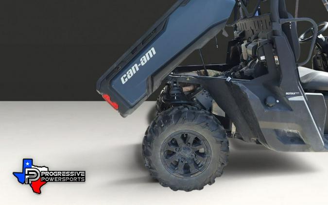 2025 Can-Am® Defender XT HD10
