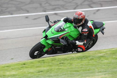 2021 Kawasaki Ninja ZX-10R First Ride Review