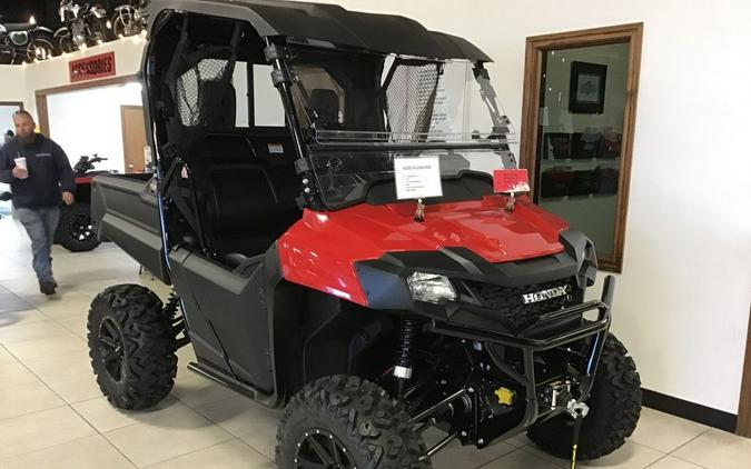 2025 Honda® Pioneer 700