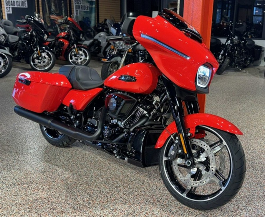 2026 Harley-Davidson Street Glide FLHX