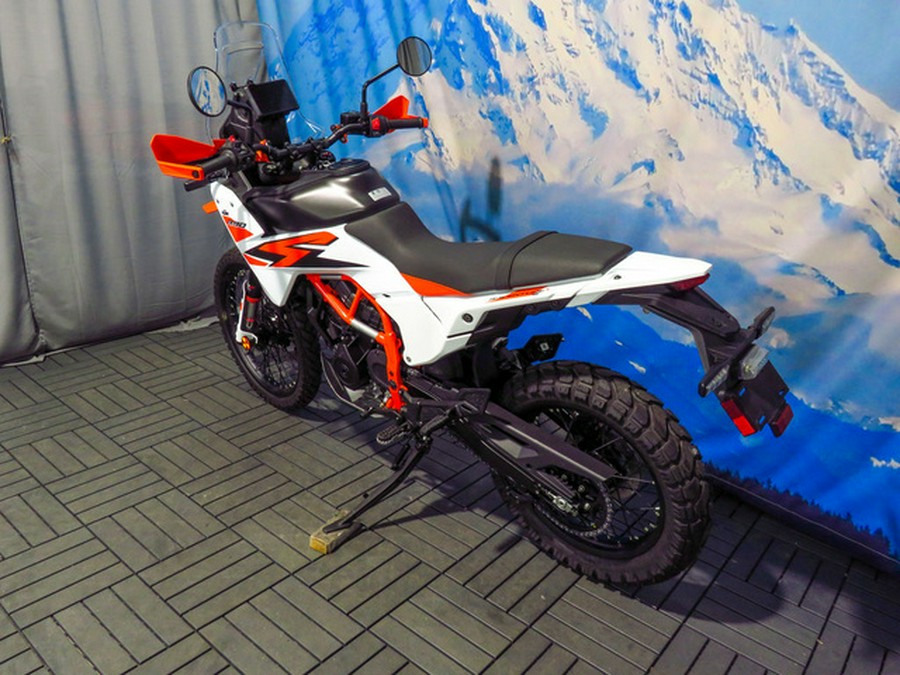 2026 KTM Adventure 390 R