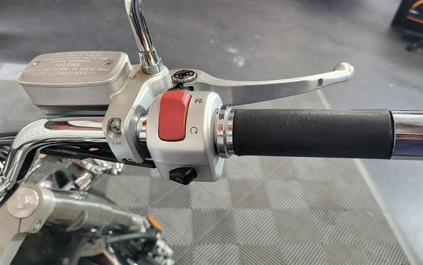 2015 SUZUKI C50T BOULEVARD