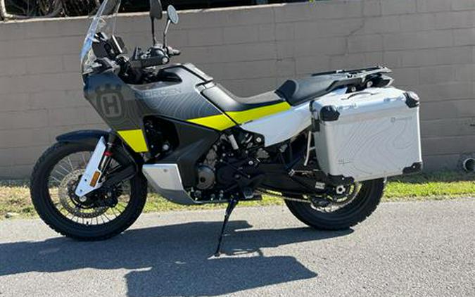 2023 Husqvarna Norden 901