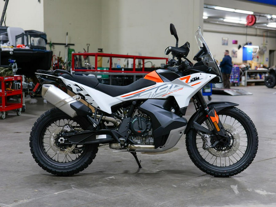 2024 KTM 790 Adventure