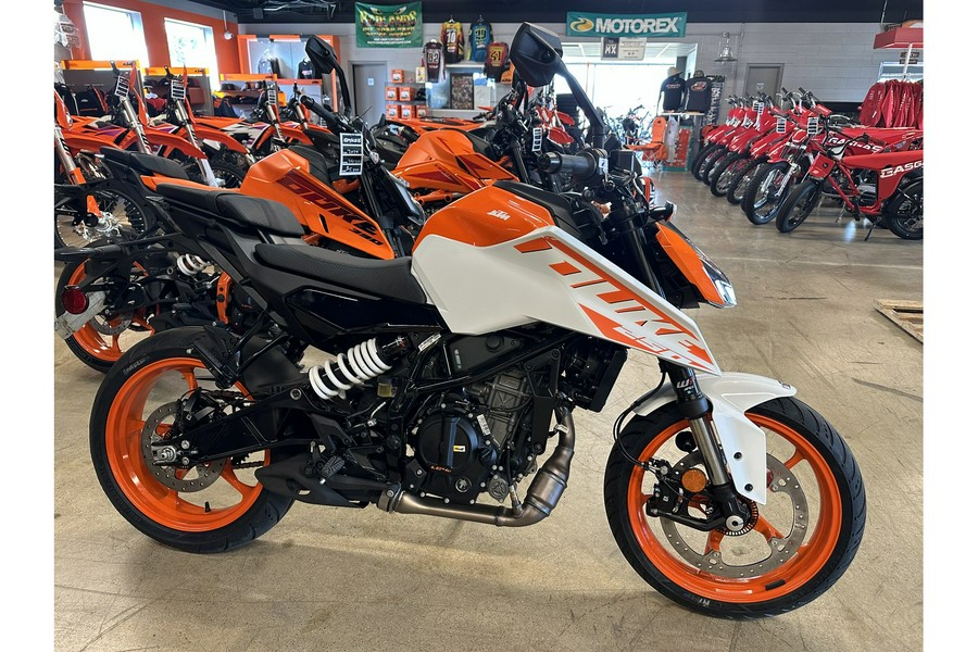 2024 KTM 250 Duke