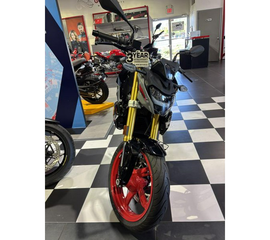 New 2025 BMW G 310 R