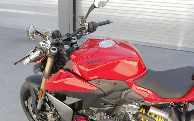 2026 Ducati Streetfighter V2