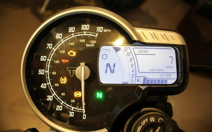 2026 Triumph TD1 LAVA RED/STORM GREY