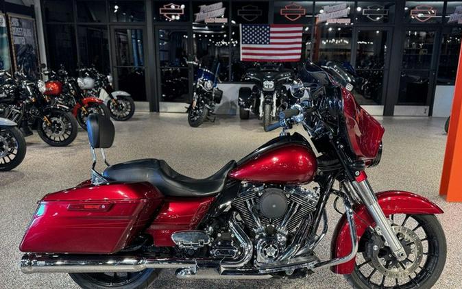 2016 Harley-Davidson FLHXS - Street Glide Special