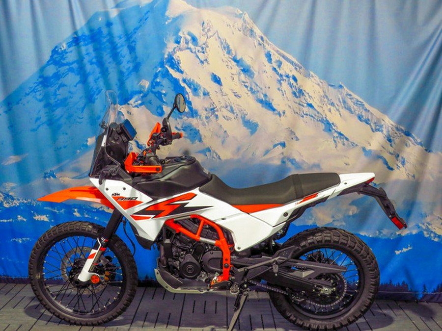 2026 KTM Adventure 390 R