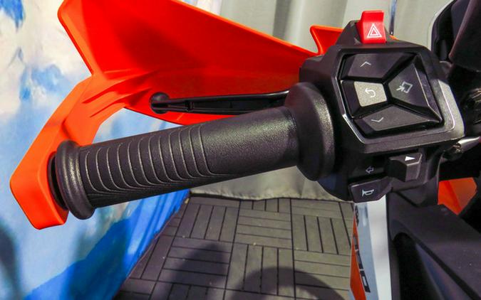 2026 KTM Adventure 390 R