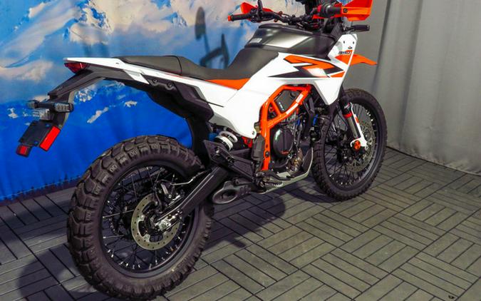 2026 KTM Adventure 390 R