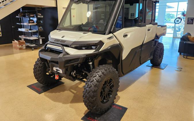 2026 Can-Am Defender MAX Limited HD11