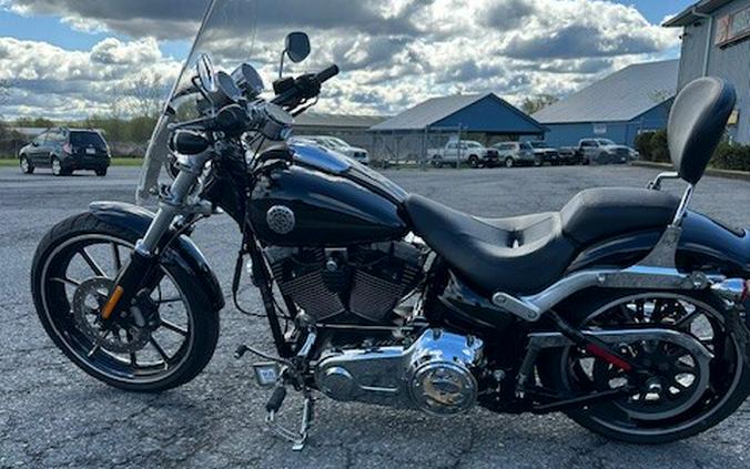 2013 Harley-Davidson® Breakout® Vivid Black