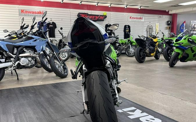 2024 Kawasaki Ninja ZX-6R 40th Anniversary Edition ABS