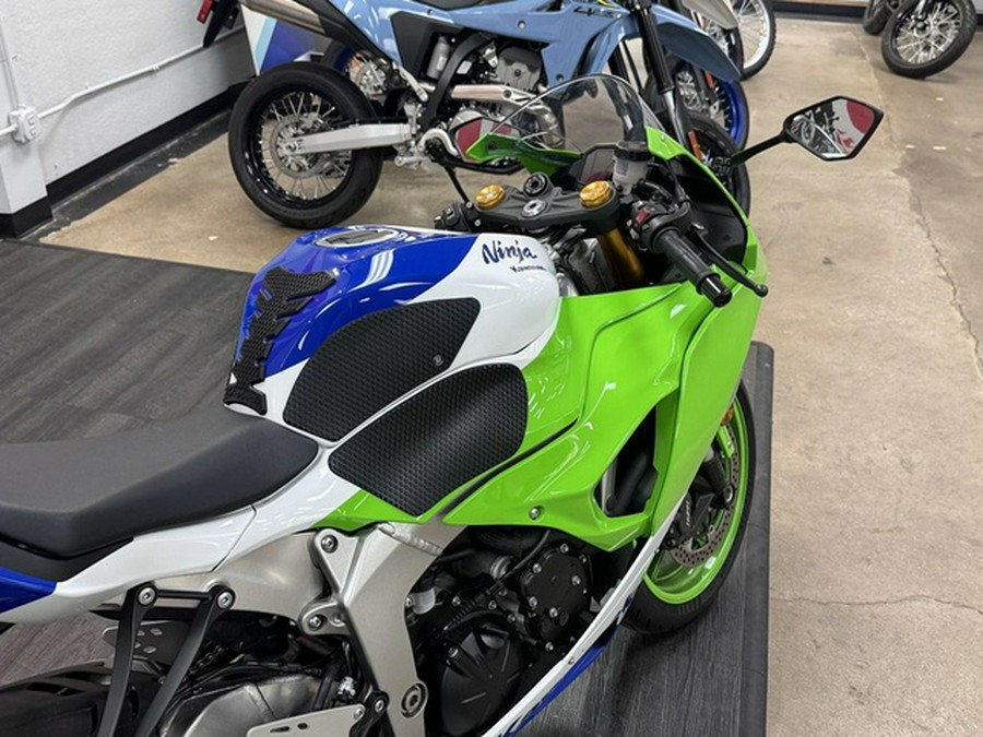 2024 Kawasaki Ninja ZX-6R 40th Anniversary Edition ABS