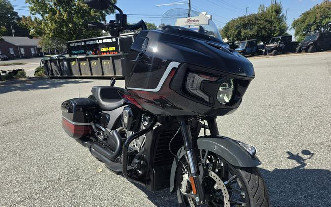2026 Indian Challenger® Dark Horse® Signature Series