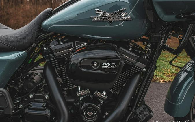 2024 Harley-Davidson® FLTRT - Road Glide® 3