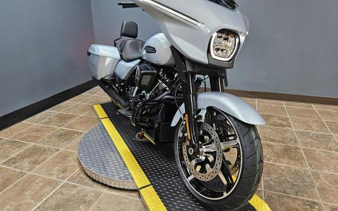 2024 Harley-Davidson® FLHX - Street Glide®