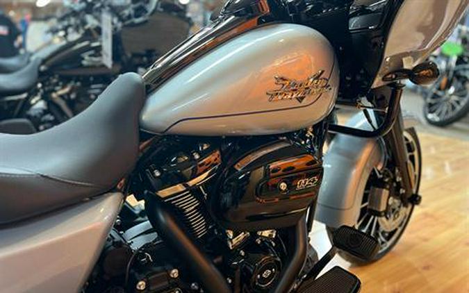 2024 Harley-Davidson Road Glide® 3