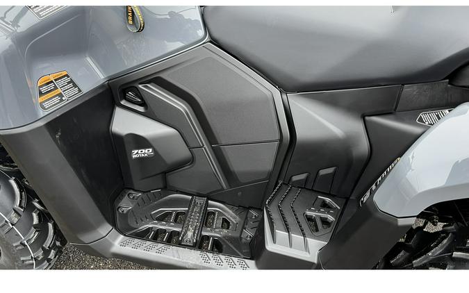 2024 Can-Am OUTLANDER MAX DPS 700 - GRANITE GRAY