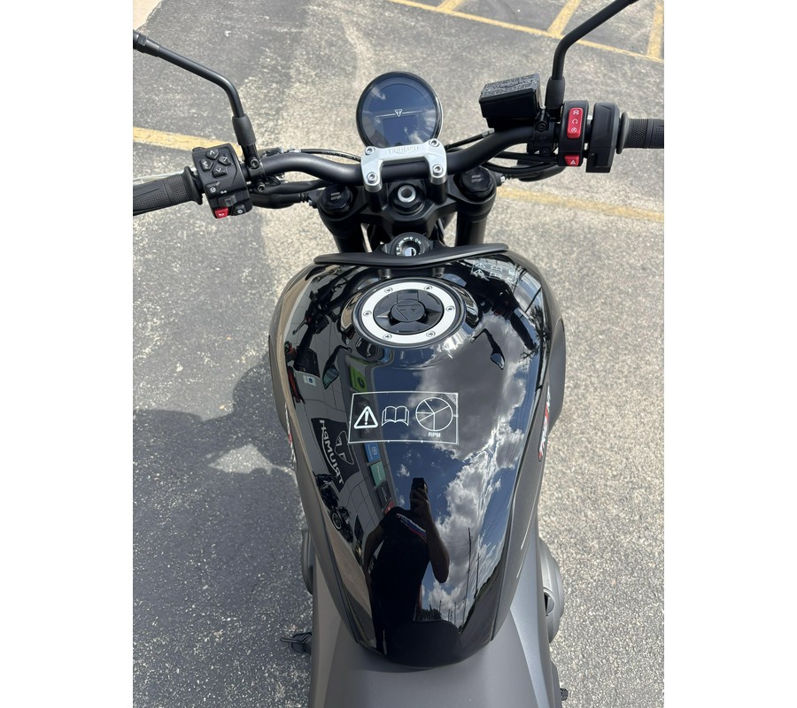 2025 Triumph Trident 660