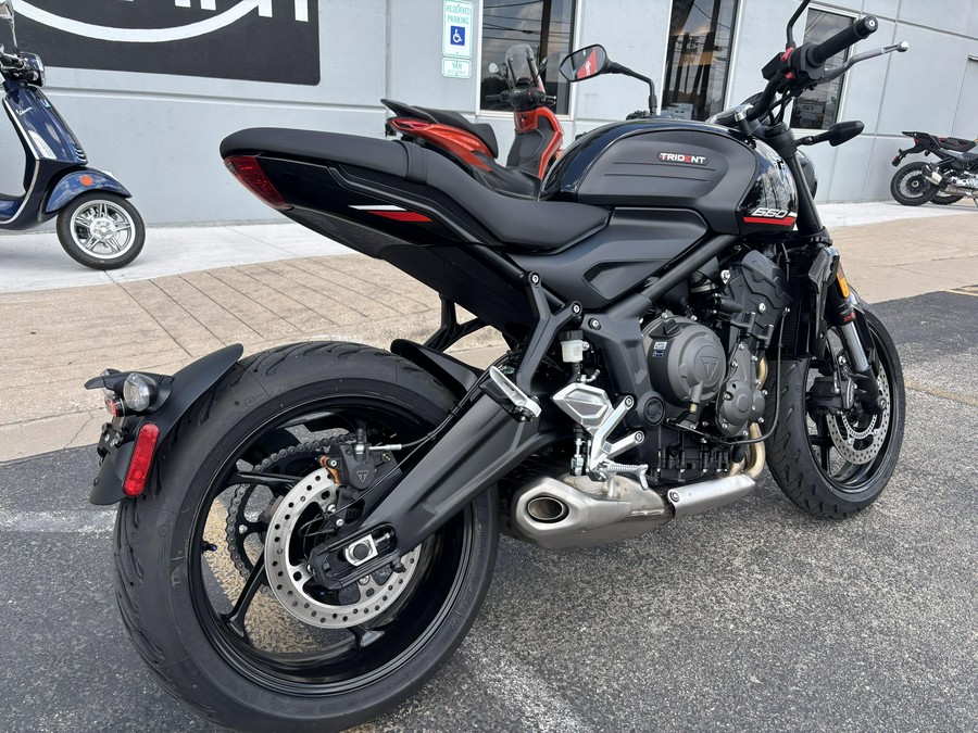 2025 Triumph Trident 660