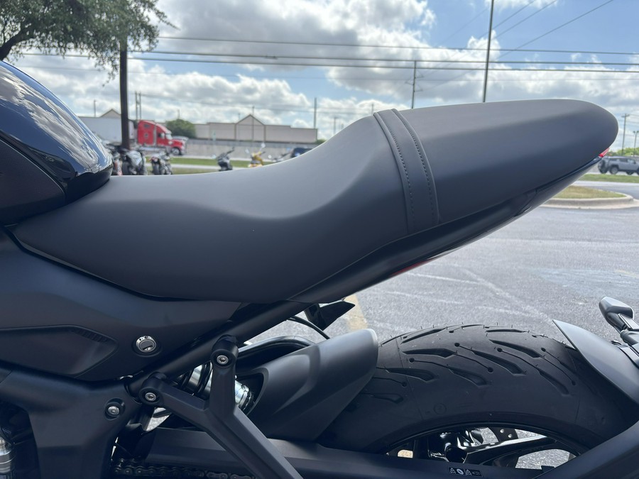 2025 Triumph Trident 660