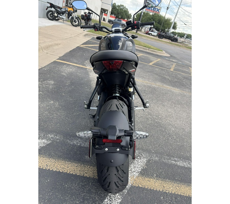 2025 Triumph Trident 660