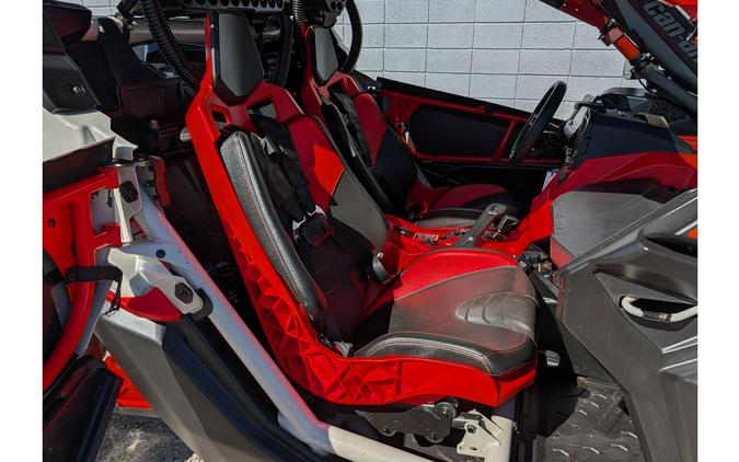 2022 Can-Am Maverick X3 X RS Turbo RR Blue & Tan,Black & Red