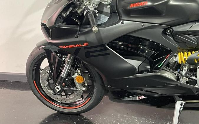 2024 Ducati Panigale V2 Black on Black