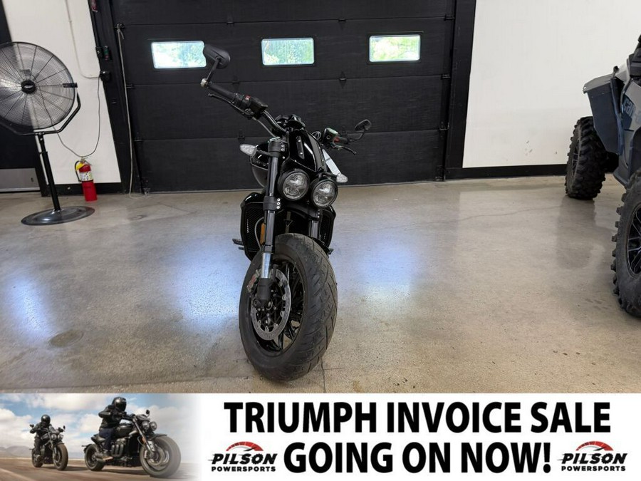2026 Triumph Rocket 3 Storm R
